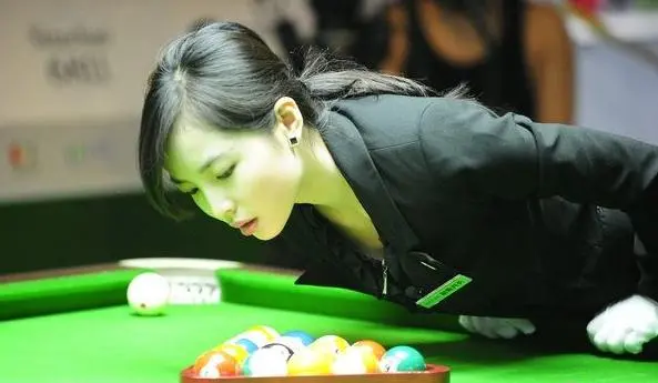 AA, 颜值不输潘, 持也证明了 AA, 颜值不输潘, 持也证明了