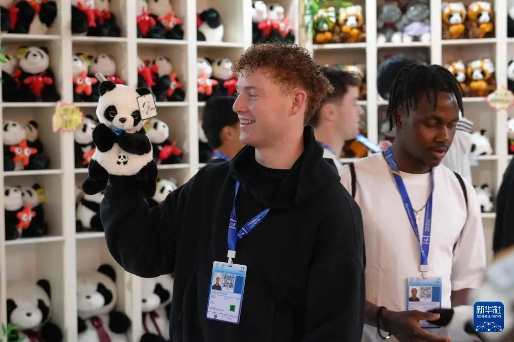 裁判员等在, img, 参赛球员 裁判员等在, img, 参赛球员