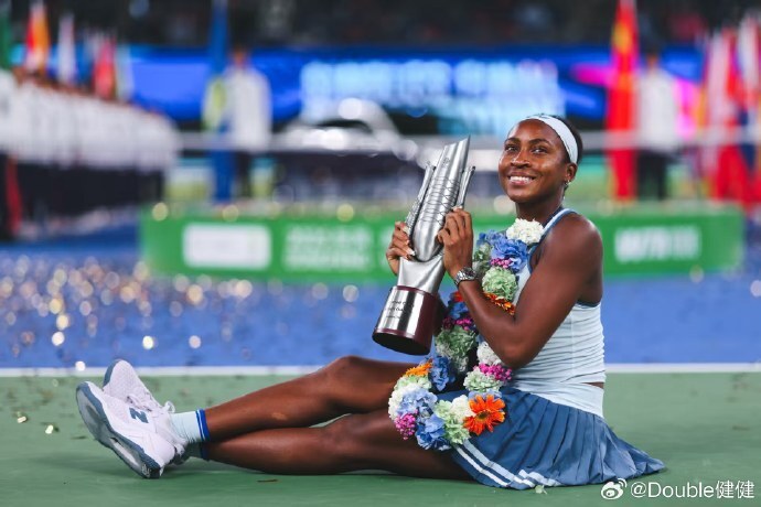 yVRcJ, 高芙去年中, 马德里 yVRcJ, 高芙去年中, 马德里